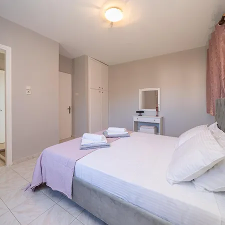 Southbank Seafront Apartments Katelios Exterior photo