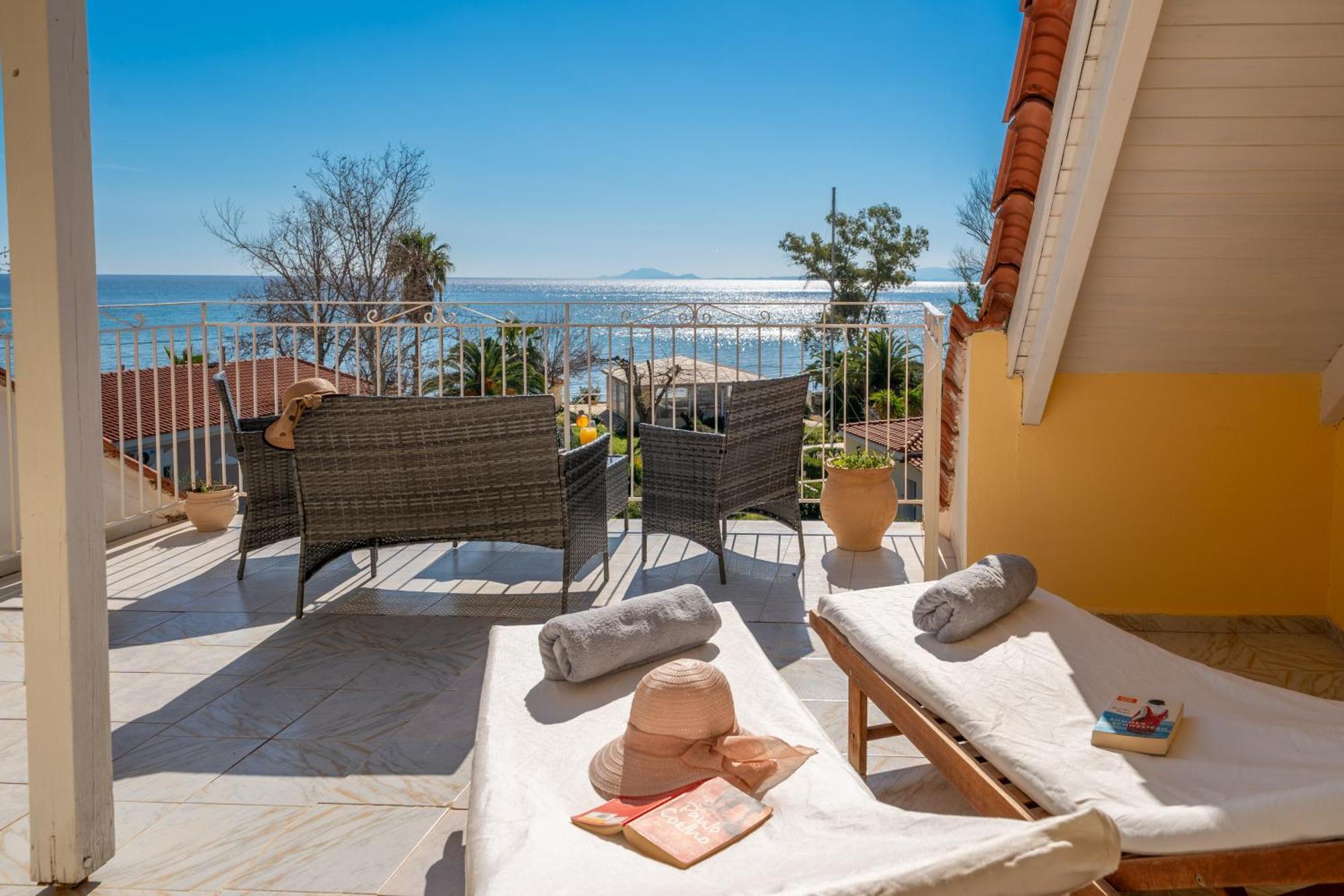 Southbank Seafront Apartment