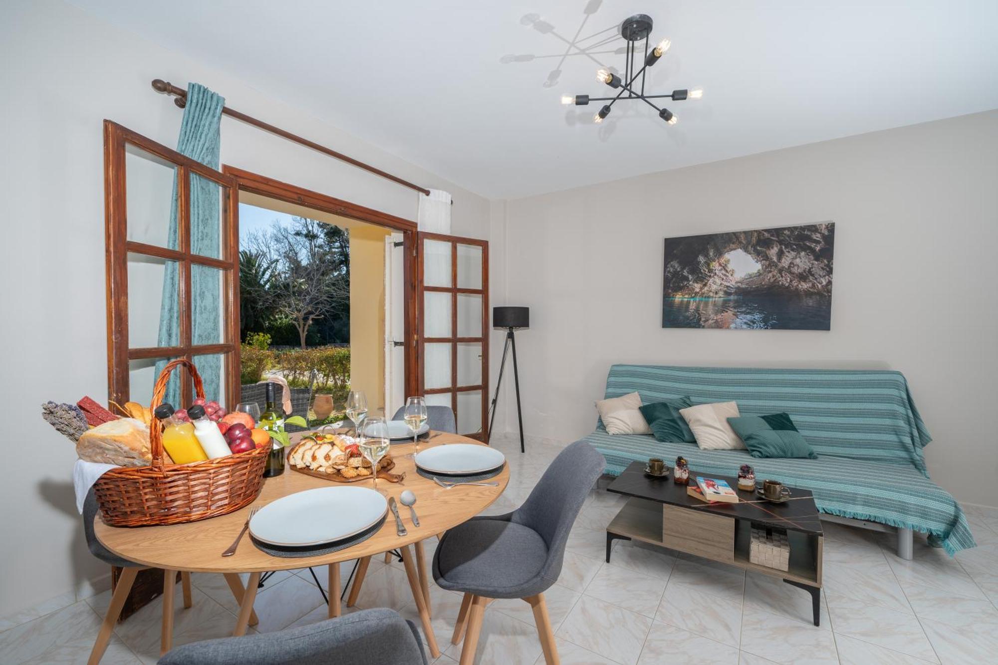 Southbank Seafront Apartment *
